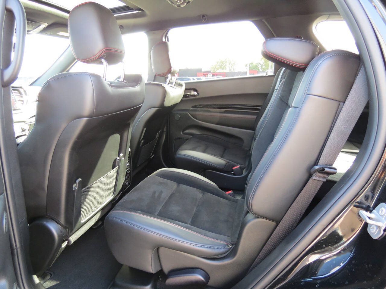 Used 2025 Dodge Durango GT AWD/4WD image 32