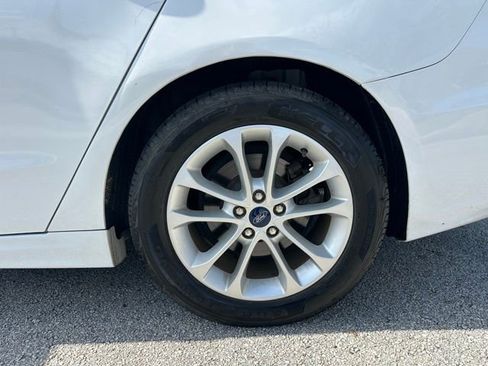 Certified 2020 Ford Fusion SE image 26
