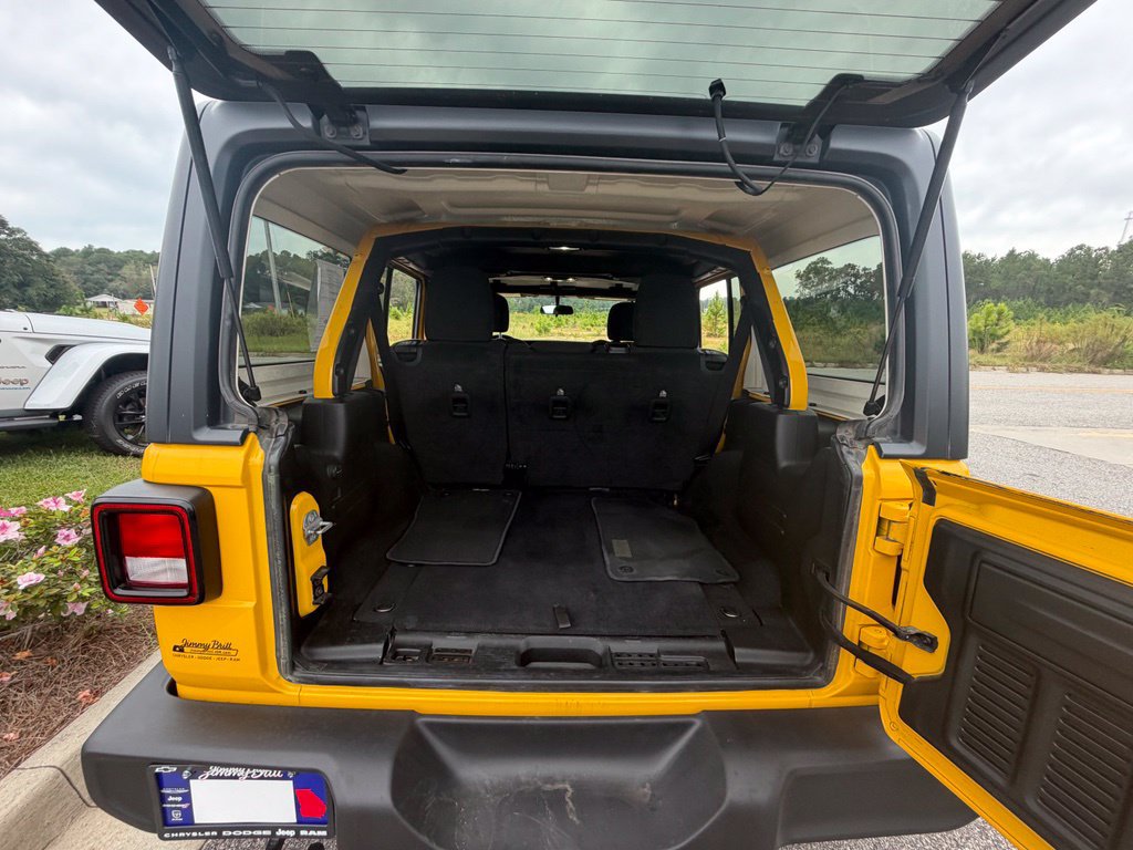 Used 2021 Jeep Wrangler Unlimited Sport AWD/4WD image 39