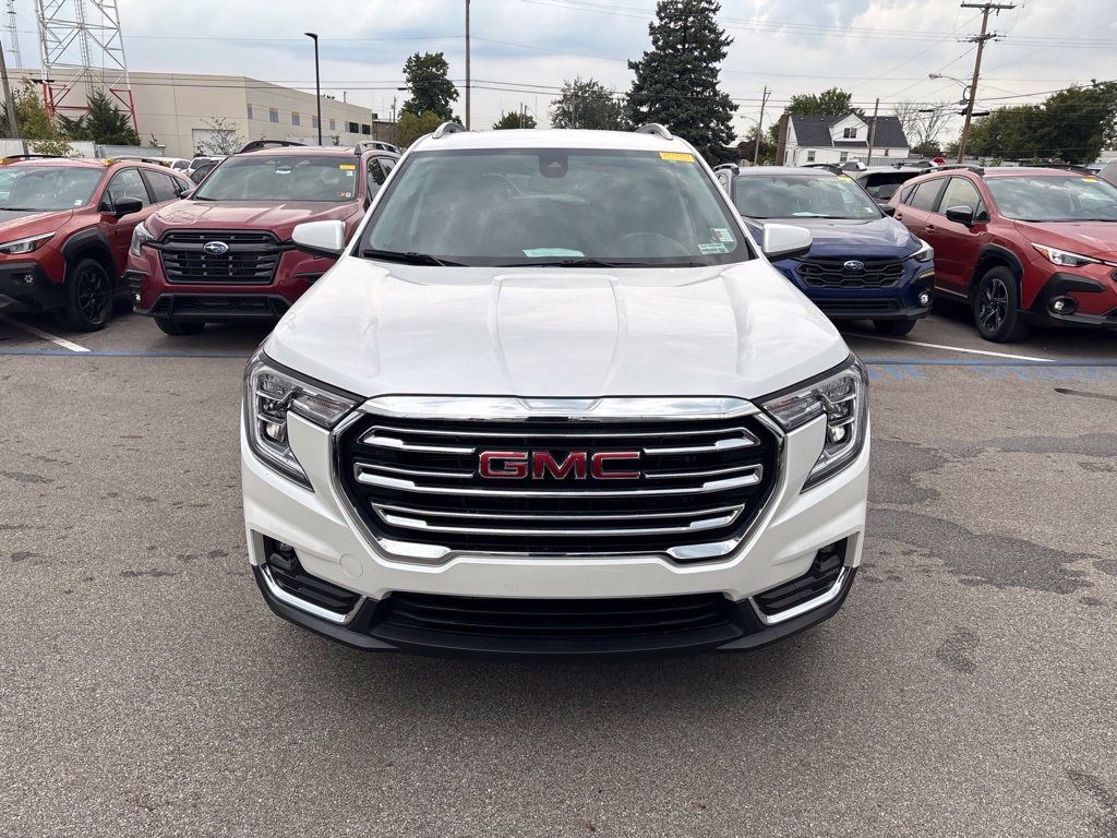 Used 2023 GMC Terrain SLT w/ LPO, Floor Liner Package AWD/4WD image 2