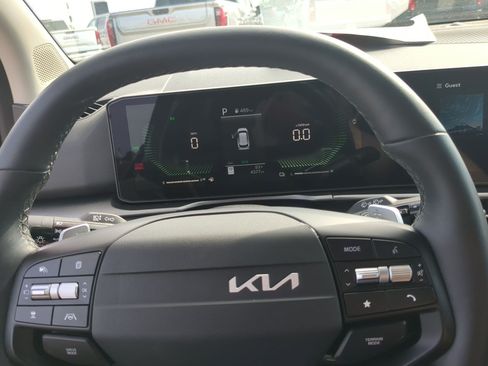 New 2026 Kia Sportage S AWD/4WD image 13