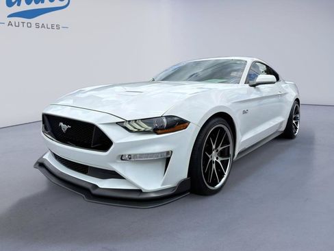 Used 2023 Ford Mustang GT RWD image 3
