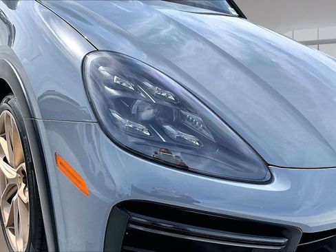 Used 2023 Porsche Cayenne Turbo GT AWD/4WD image 30