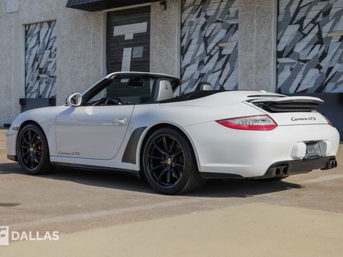 Used 2011 Porsche 911 Carrera GTS RWD image 10
