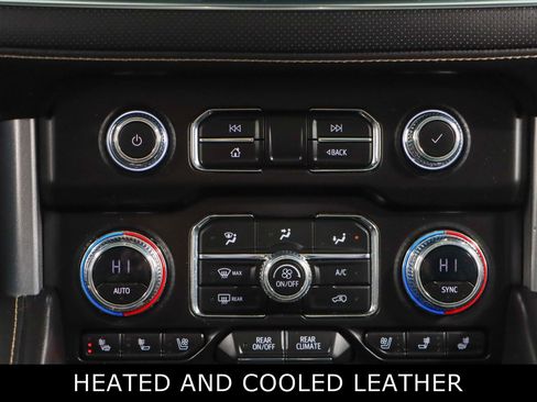 Used 2023 GMC Yukon SLT image 21