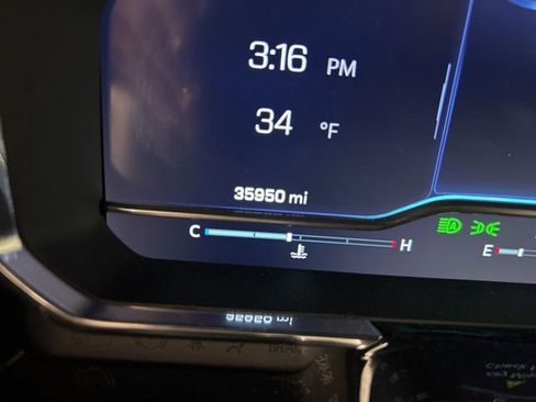 Used 2024 Chevrolet Silverado 3500 LT image 26