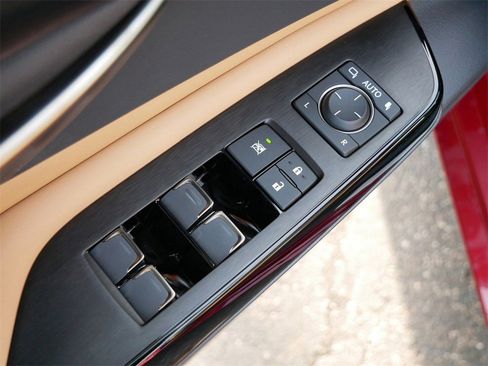 New 2025 Lexus ES 350 Ultra Luxury image 11