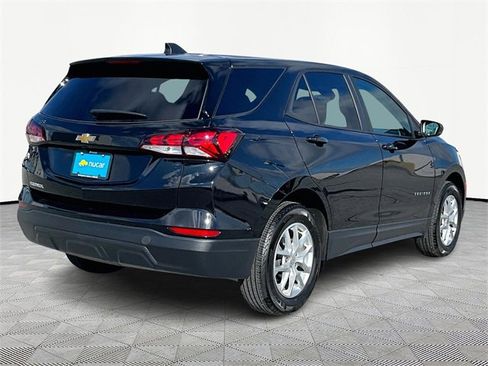 Used 2024 Chevrolet Equinox LS w/ LS Convenience Package image 6