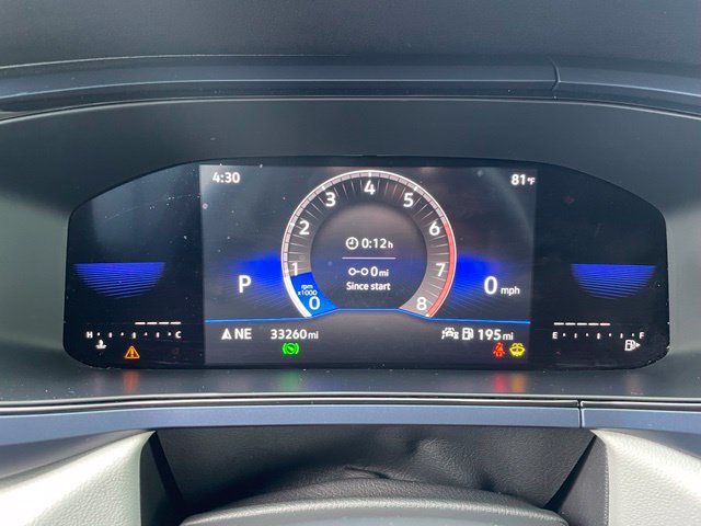 Used 2023 Volkswagen Taos SE w/ Panoramic Sunroof Package FWD image 17