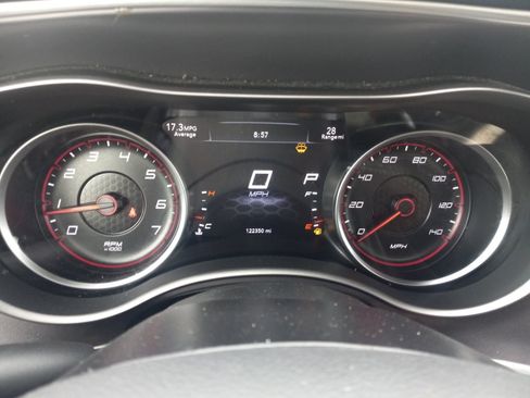 Used 2021 Dodge Charger SXT w/ Leather Interior Group RWD image 5