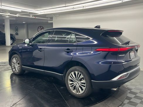 Used 2021 Toyota Venza Limited w/ Advanced Technology Package AWD/4WD image 5