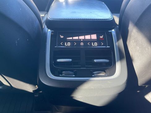 Used 2019 Volvo XC90 T6 R-Design w/ Advanced Package AWD/4WD image 32