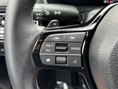 Used 2025 Honda Civic Sport image 23