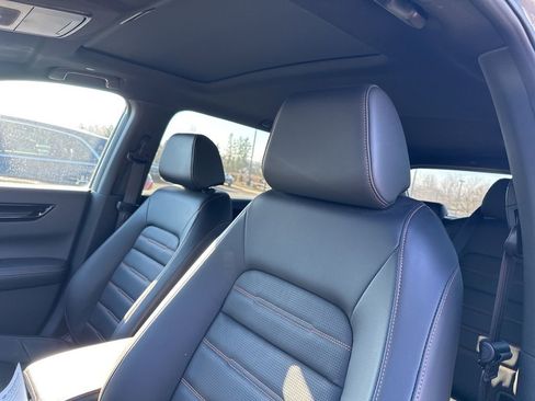 Used 2023 Honda CR-V Sport Touring image 9