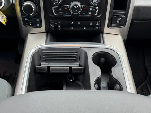 Used 2018 RAM 1500 Big Horn AWD/4WD image 16