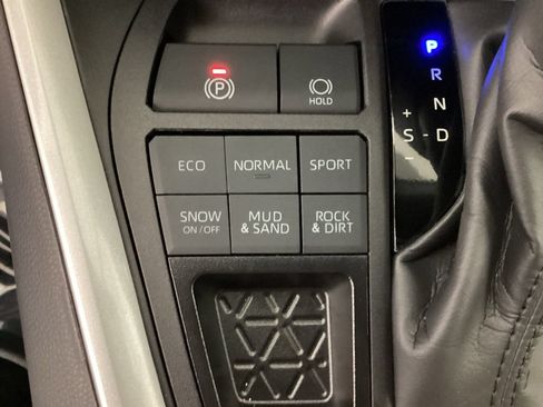 Used 2024 Toyota RAV4 XLE Premium w/ Weather Package AWD/4WD image 28