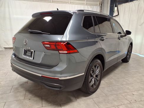 Used 2023 Volkswagen Tiguan SE image 9