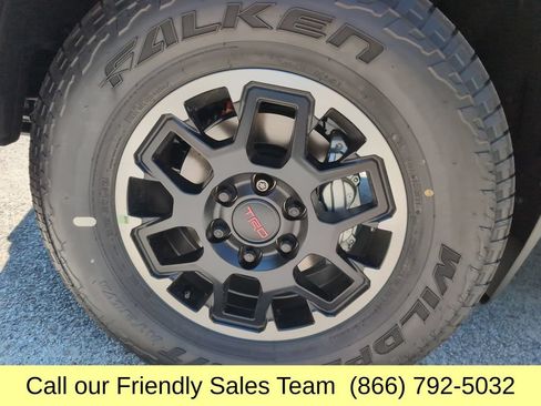 New 2026 Toyota Tacoma TRD Off-Road w/ TRD Off Road Upgrade Package AWD/4WD image 25