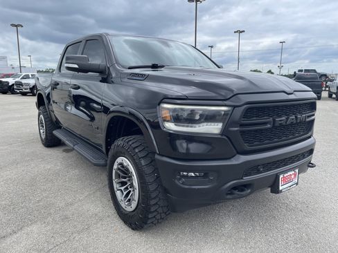 Used 2022 RAM 1500 Big Horn AWD/4WD image 2