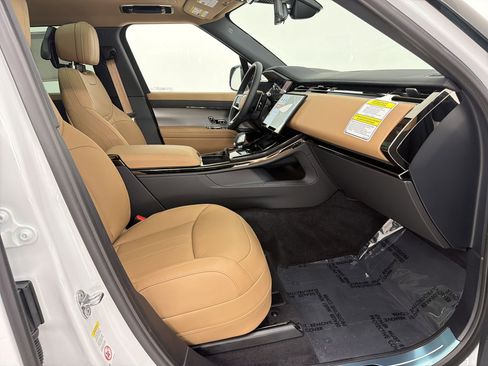New 2026 Land Rover Range Rover Sport SE image 25
