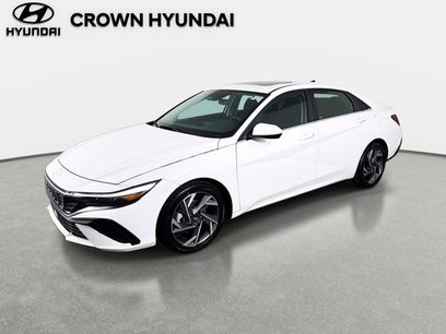 Used 2024 Hyundai Elantra SEL w/ Convenience Package