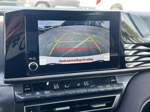 Certified 2025 Toyota Camry LE image 28