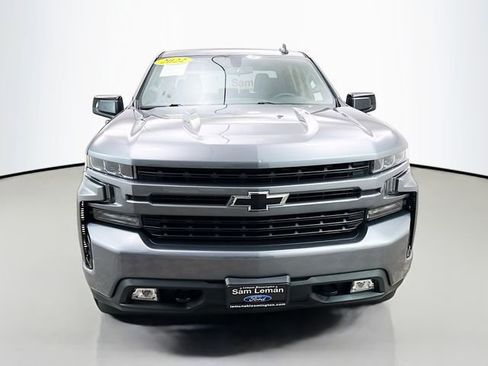 Used 2022 Chevrolet Silverado 1500 RST image 2