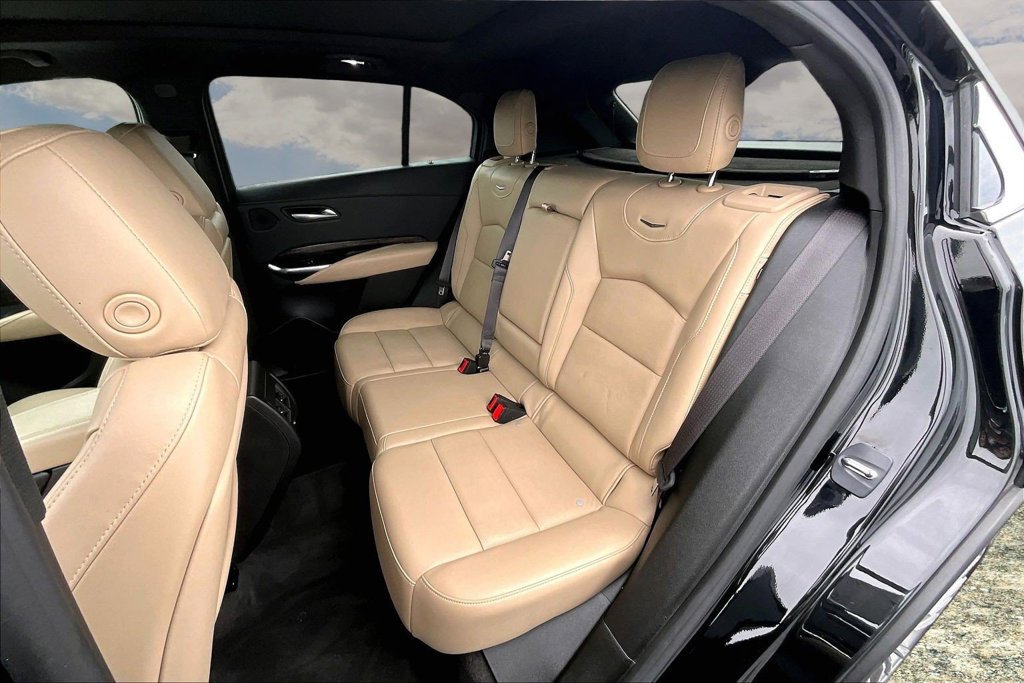 Used 2024 Cadillac XT4 Premium Luxury AWD/4WD image 21