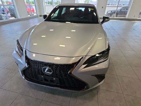 Used 2022 Lexus ES 350 F Sport FWD image 4