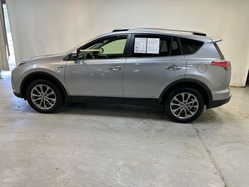 Used 2017 Toyota RAV4 Limited w/ All Weather Liner Package AWD/4WD image 9