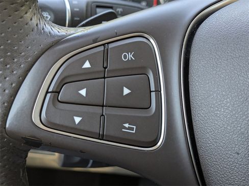 Used 2017 Mercedes-Benz GLE 350 image 28