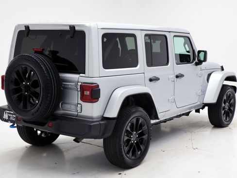 Used 2024 Jeep Wrangler Sahara 4xe image 9