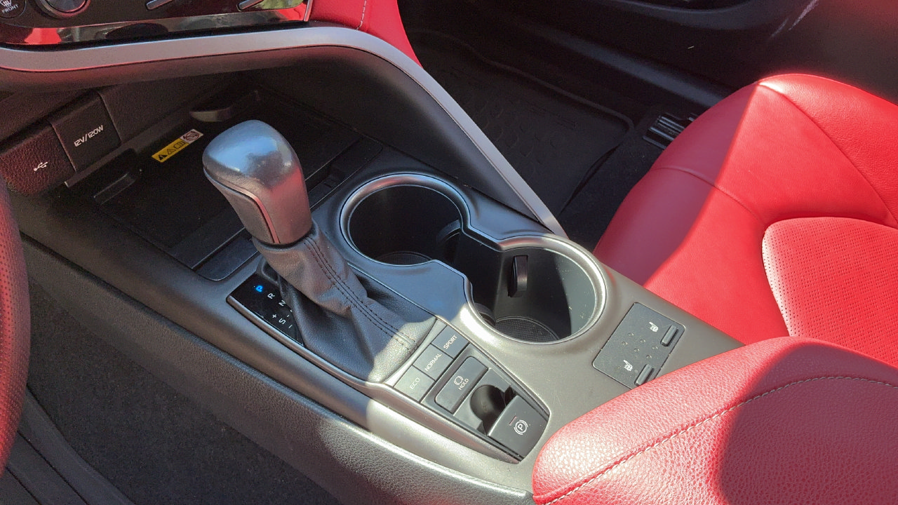 Used 2024 Toyota Camry XSE FWD image 24