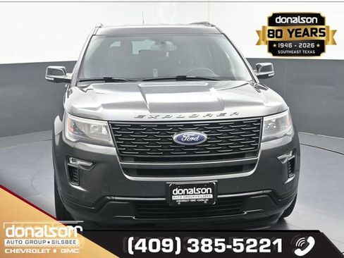 Used 2018 Ford Explorer Sport AWD/4WD image 3