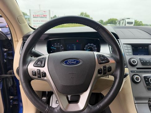 Used 2015 Ford Taurus SEL FWD image 21