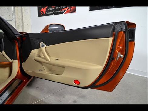 Used 2007 Chevrolet Corvette Coupe w/ Preferred Equipment Group image 18