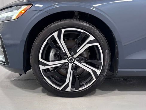 Certified 2024 Volvo S60 B5 Core w/ Climate Package AWD/4WD image 30