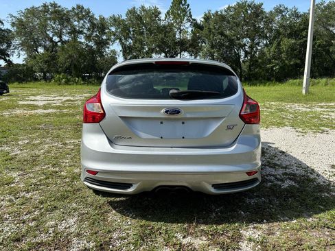 Used 2014 Ford Focus ST FWD image 4