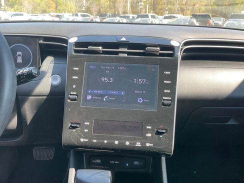 Used 2024 Hyundai Tucson SEL image 17