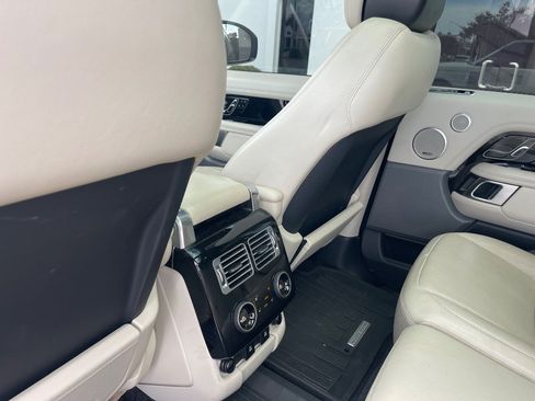 Used 2018 Land Rover Range Rover Supercharged AWD/4WD image 21
