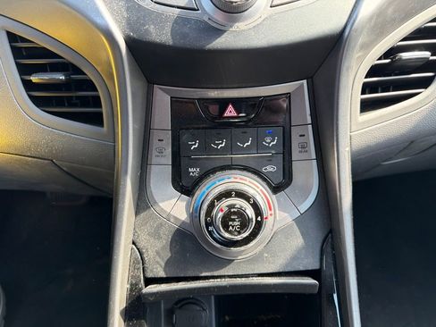 Used 2013 Hyundai Elantra GLS FWD image 29