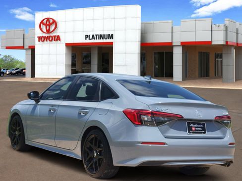 Used 2024 Honda Civic Sport image 5