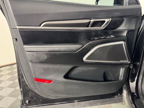 Used 2024 Kia Telluride S w/ S Sunroof Package FWD image 29