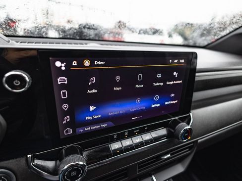 Used 2023 Chevrolet Colorado Trail Boss w/ Advanced Trailering Package image 18