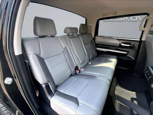 Used 2018 Toyota Tundra Limited w/ Limited Premium Package AWD/4WD image 28