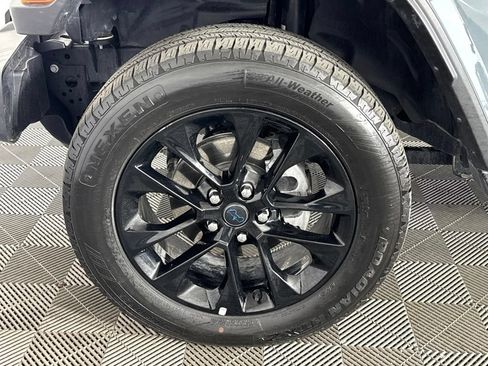 Certified 2025 Jeep Wrangler Unlimited Sahara AWD/4WD image 11