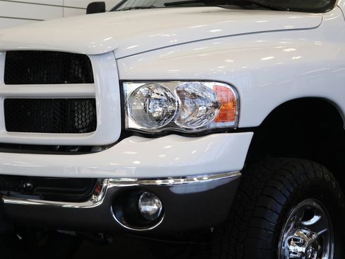 Used 2005 Dodge Ram 2500 Truck SLT w/ Trailer Tow Group AWD/4WD image 12