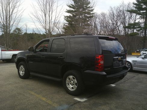 Used 2013 Chevrolet Tahoe LS w/ Convenience Package image 6