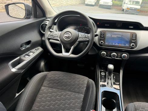 Used 2023 Nissan Kicks SV w/ Interior Electronics Package FWD image 14