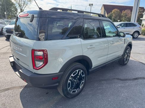 Used 2024 Ford Bronco Sport Outer Banks w/ Tech Package image 5
